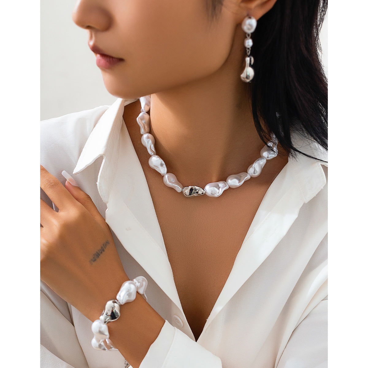 Irregular pendant pearl jewelry set for women (necklace/bracelet/earrings)