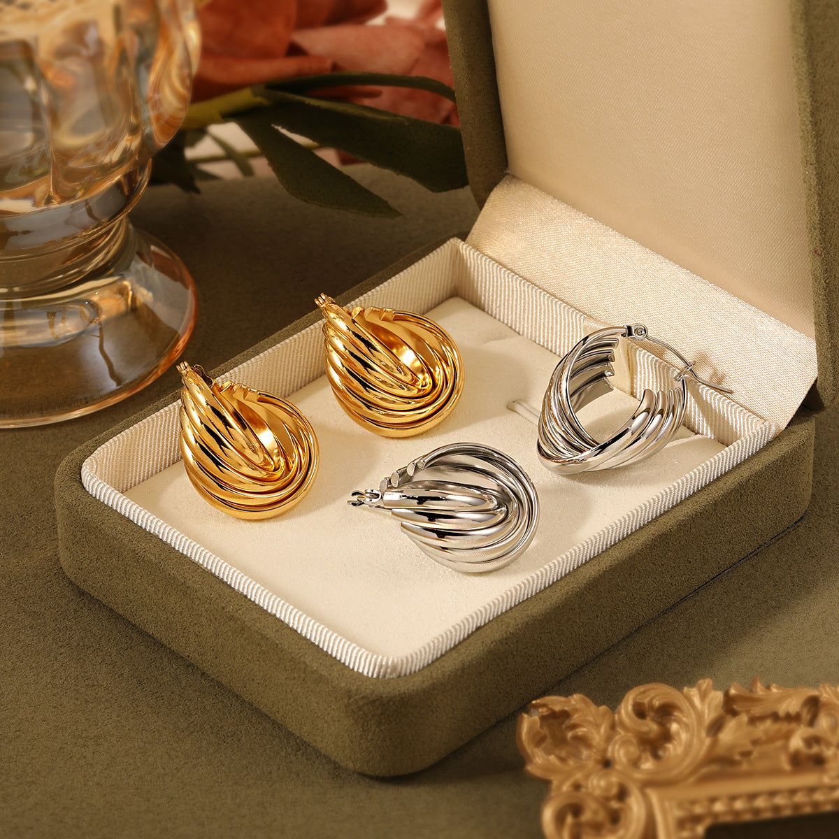 Möbius Ring Gold Earrings for Women