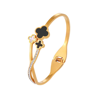 Pulsera de oro para mujer con trébol de cuatro hojas