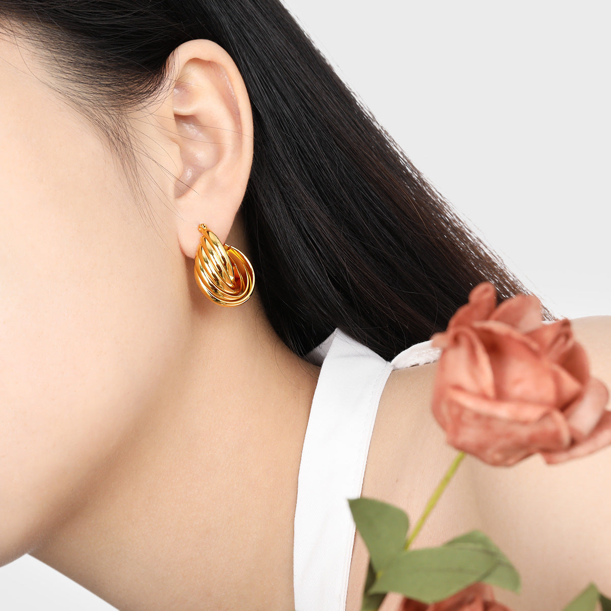 Möbius Ring Gold Earrings for Women